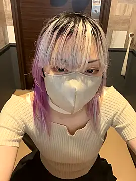 Snapshot of naginagisan chatting on 10-26-25, 09:10 naginagisan online show from 10-26-25, 09:10