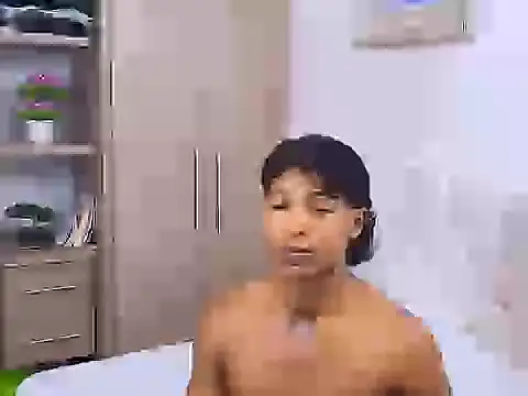 Snapshot of cassian_gold chatting on 05-14-26, 06:27 cassian gold online show from 05-14-26, 06:27