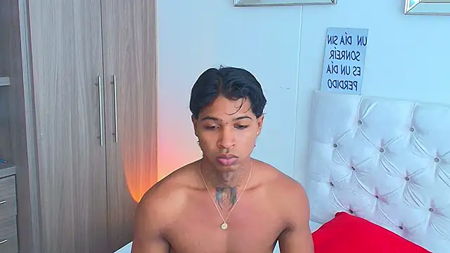 Snapshot of cassian_gold chatting on 06-07-26, 04:23 cassian gold online show from 06-07-26, 04:23