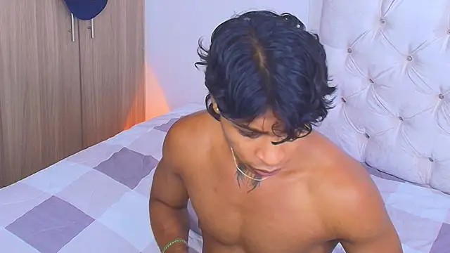 Snapshot of cassian_gold chatting on 06-02-26, 04:45 cassian gold online show from 06-02-26, 04:45