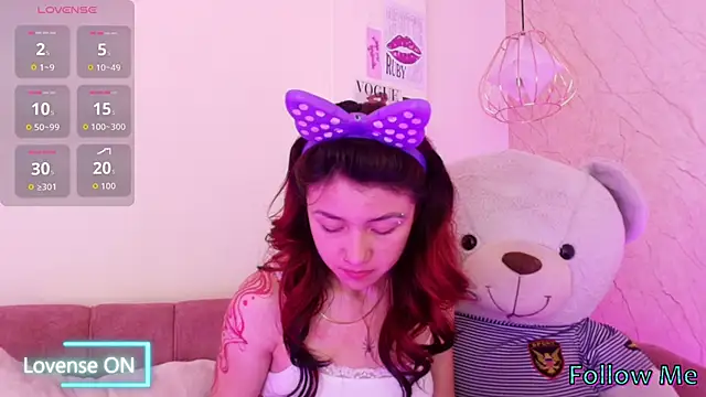 april bennett online show from 09-24-25, 12:22