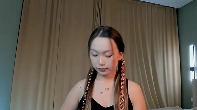 tokipokki online show from 10-17-25, 01:20