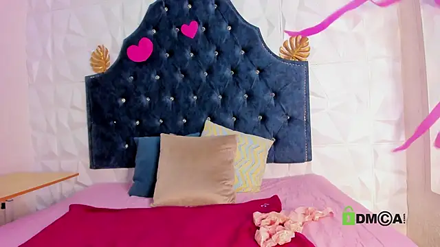 Caroline daring online show from 02-22-26, 01:35