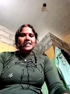 SweetKomal89 online show from 10-28-25, 04:24