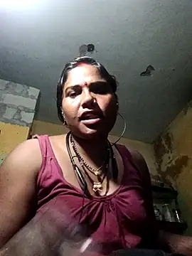 SweetKomal89 online show from 10-28-25, 06:51