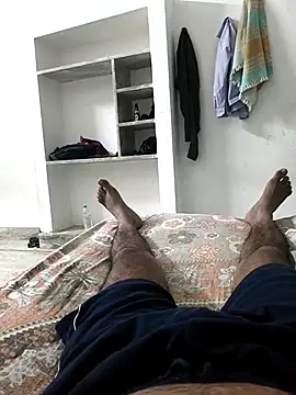 Chanderi19 online show from 04-15-26, 06:34