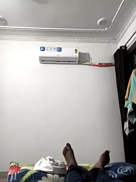 Chanderi19 online show from 03-05-26, 03:52