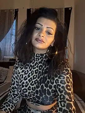 Pillango1212 online show from 01-18-26, 03:04