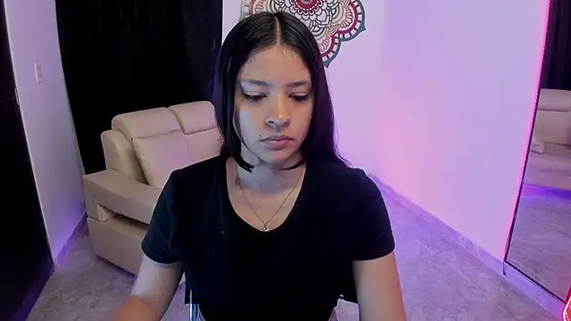 Candy fox 19 online show from 03-21-26, 01:15