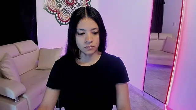 Candy fox 19 online show from 03-06-26, 01:50