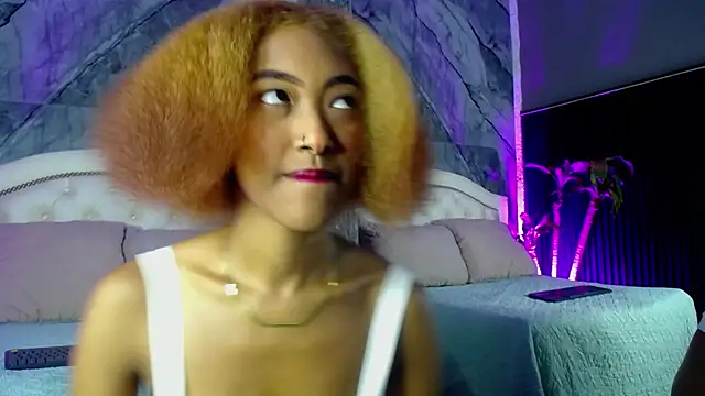 Alisha Ebonyy online show from 10-13-25, 11:45