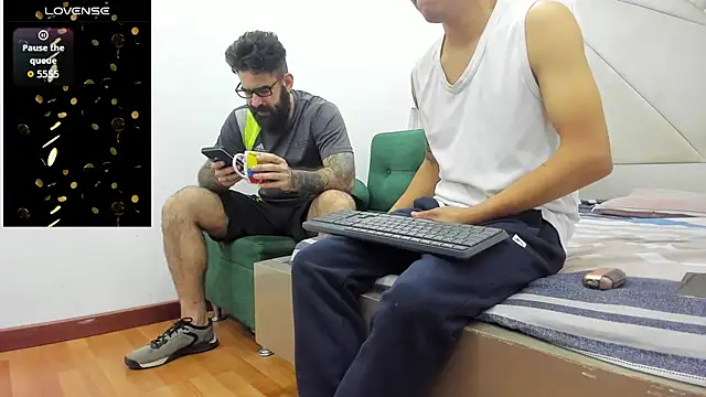 Harald Smed online show from 10-16-25, 01:19