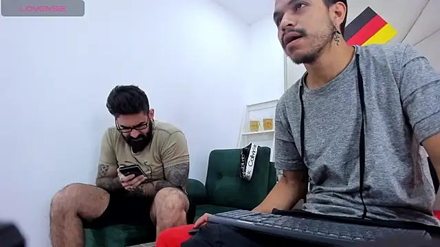 Harald Smed online show from 09-27-25, 01:06