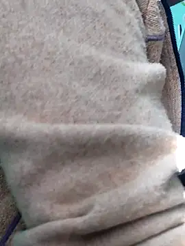 Snapshot of Hot-Pooja25 chatting on 01-06-26, 06:17 Hot-Pooja25 online show from 01-06-26, 06:17