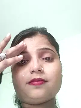 Hot-Pooja25 online show from 03-24-26, 05:07