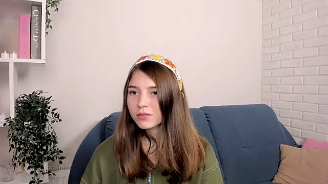 KeikoWideman online show from 09-17-25, 05:59
