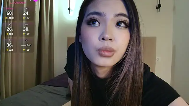Snapshot of Maakimita chatting on 07-24-26, 07:59 Maakimita online show from 07-24-26, 07:59