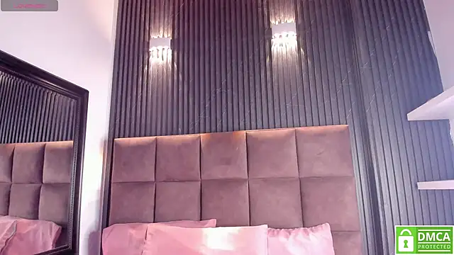 Sussy Vixen online show from 03-03-26, 03:57