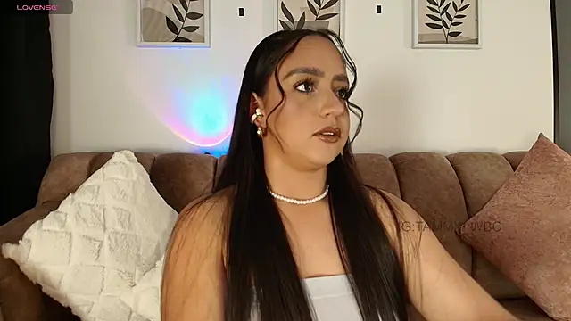 tammy23      online show from 10-03-25, 01:53