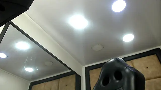 BrindyMichell online show from 09-18-25, 07:39