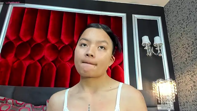 SharonBonet online show from 12-17-25, 11:15