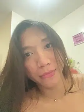 Snapshot of cassie_cakes chatting on 02-09-26, 05:33 cassie cakes online show from 02-09-26, 05:33