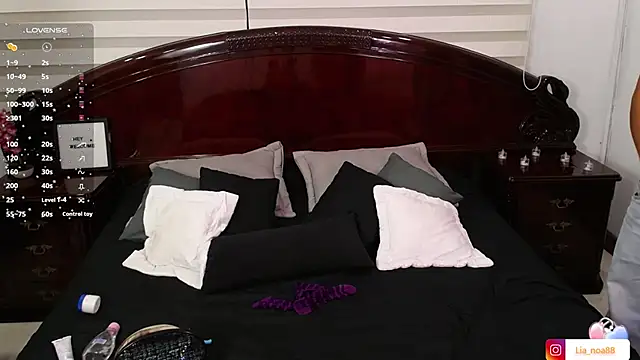 Lia Teen online show from 10-04-25, 01:29