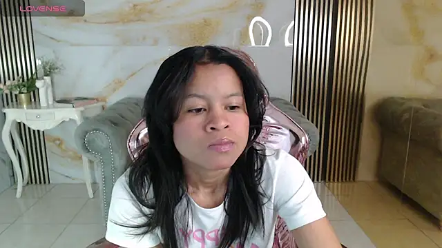 Snapshot of catalina5_s chatting on 02-04-26, 12:55 catalina5 s online show from 02-04-26, 12:55