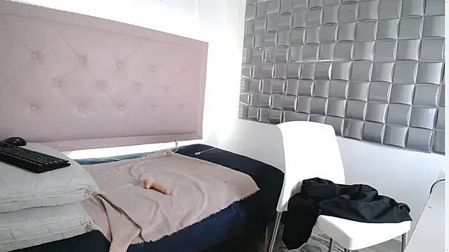 Dulce  Lovee online show from 10-07-25, 11:55