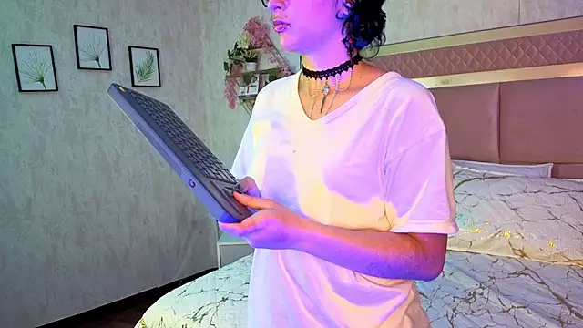 RobinBennett online show from 10-16-25, 12:13