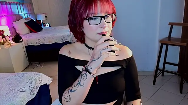 RobinBennett online show from 04-06-26, 01:34