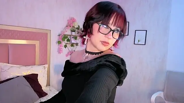 RobinBennett online show from 11-29-25, 01:22