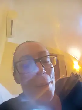 Astrid3 online show from 10-22-25, 02:49