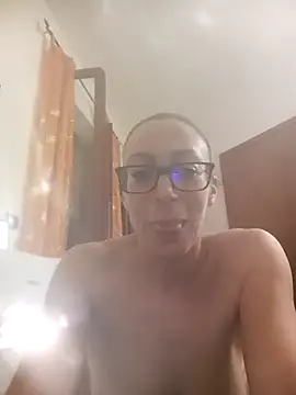 Astrid3 online show from 10-23-25, 07:12