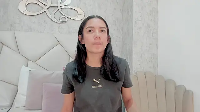 Skylerwhite02 online show from 11-24-25, 07:47