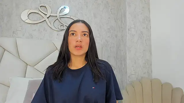 Skylerwhite02 online show from 11-09-25, 08:02