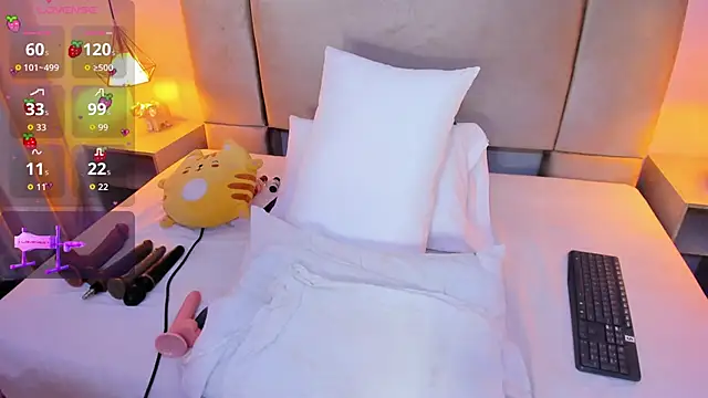 marianarey1  online show from 11-29-25, 12:16