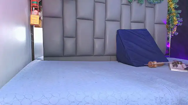 kissme luna online show from 12-03-25, 07:02