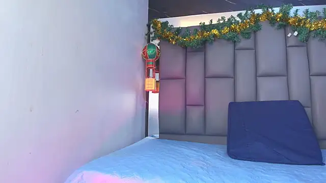 kissme luna online show from 12-02-25, 07:04