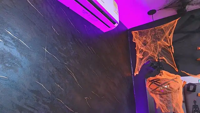 kissme luna online show from 10-26-25, 07:03