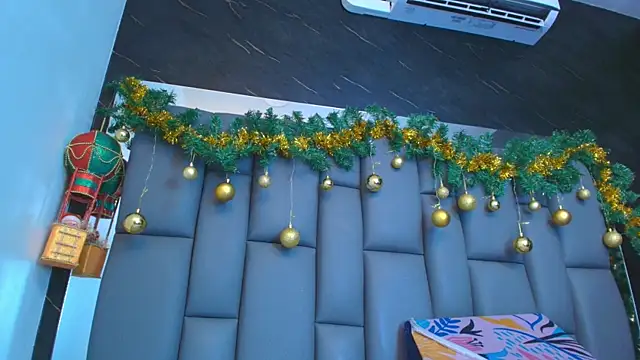 kissme luna online show from 12-16-25, 07:07