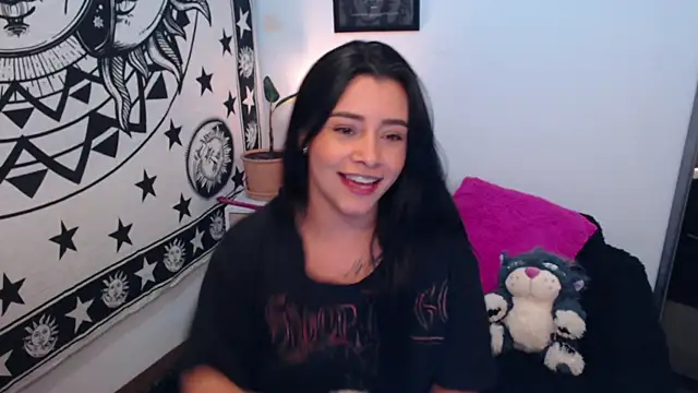 MarilynWhite  online show from 10-30-25, 10:50