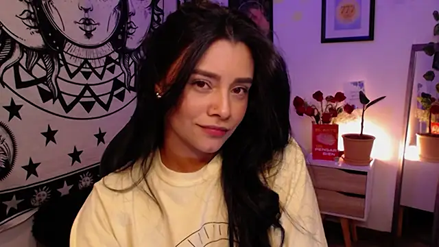 MarilynWhite  online show from 11-07-25, 01:54