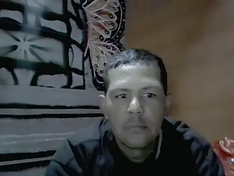 Snapshot of Effata30 chatting on 10-04-25, 01:07 Effata30 online show from 10-04-25, 01:07