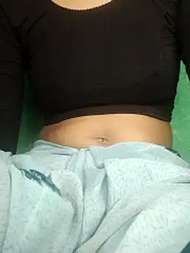 Snapshot of Aasha_devi05 chatting on 10-22-25, 05:56 Aasha devi05 online show from 10-22-25, 05:56