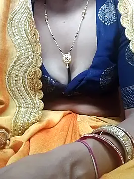 Snapshot of Aasha_devi05 chatting on 12-03-25, 03:44 Aasha devi05 online show from 12-03-25, 03:44