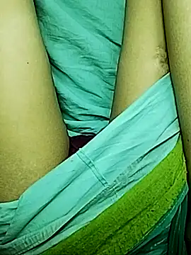 Snapshot of Aasha_devi05 chatting on 05-21-26, 06:05 Aasha devi05 online show from 05-21-26, 06:05