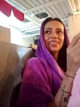 Snapshot of Mariam_Lopez__ chatting on 02-14-26, 05:51 Mariam Lopez online show from 02-14-26, 05:51