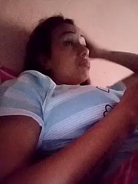 Snapshot of Mariam_Lopez__ chatting on 02-19-26, 06:38 Mariam Lopez online show from 02-19-26, 06:38