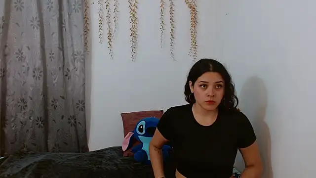 AmbarAndValery online show from 12-01-25, 02:56